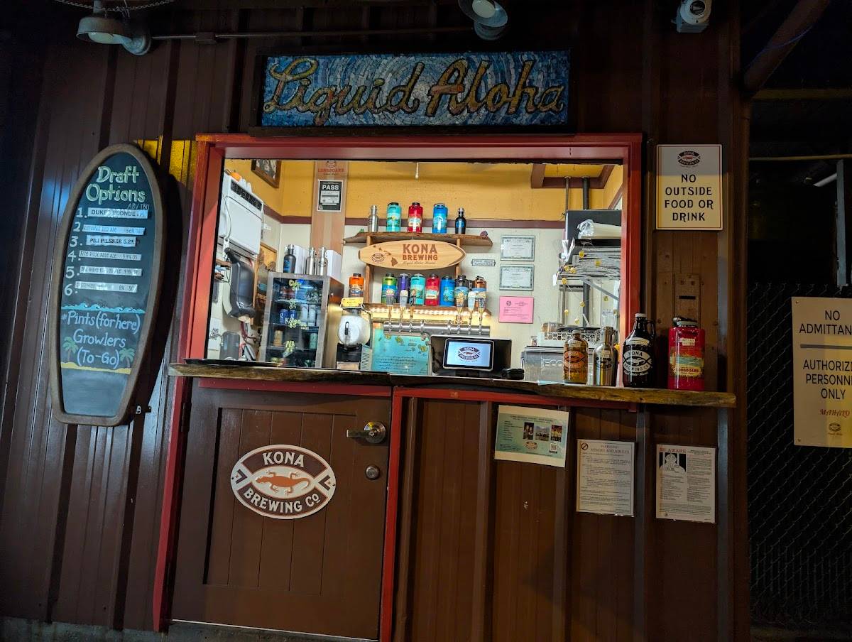 Kona Brewing Co restaurant in Kailua-Kona - photo 2