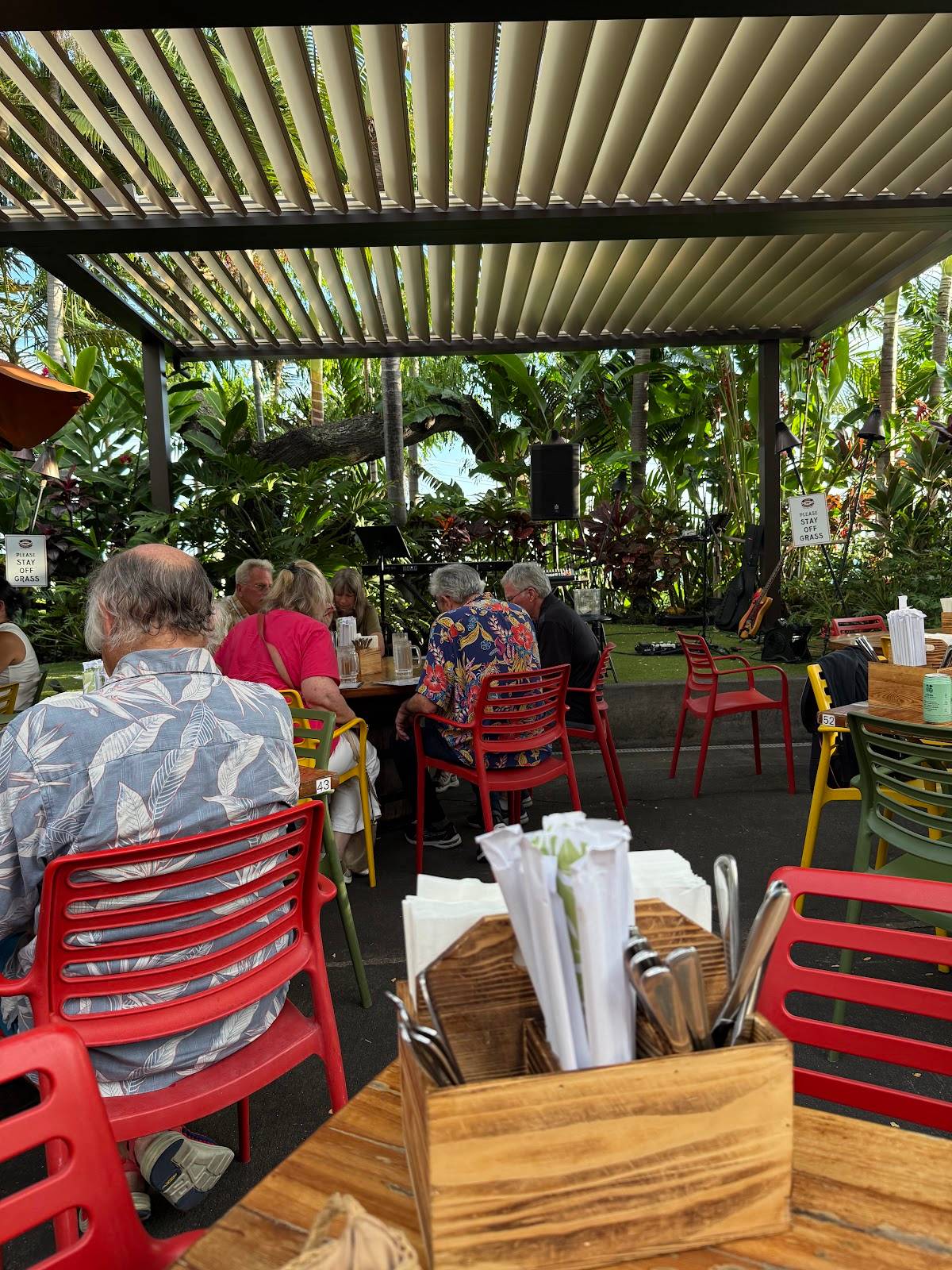 Kona Brewing Co restaurant in Kailua-Kona - photo 5