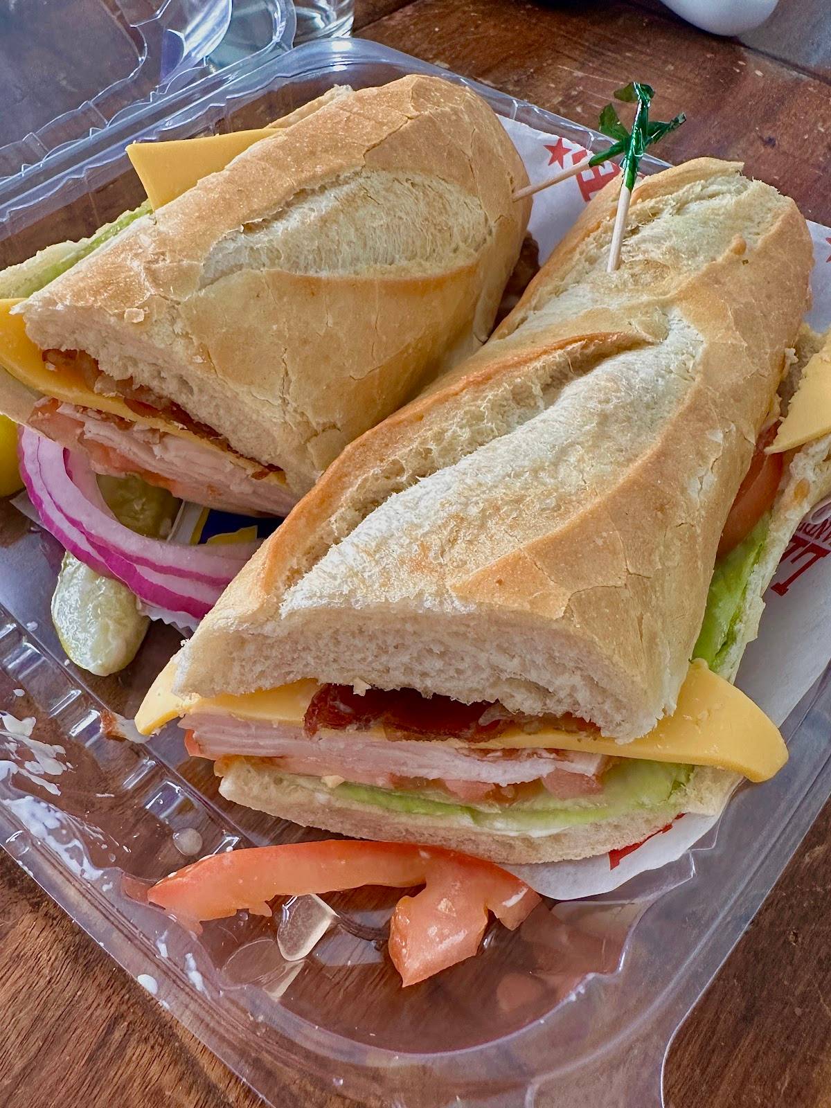 Lee's Sandwiches restaurant in Houston - photo 3