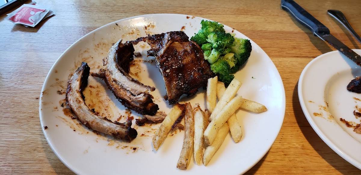Applebee's Grill + Bar restaurant in Houston - photo 2
