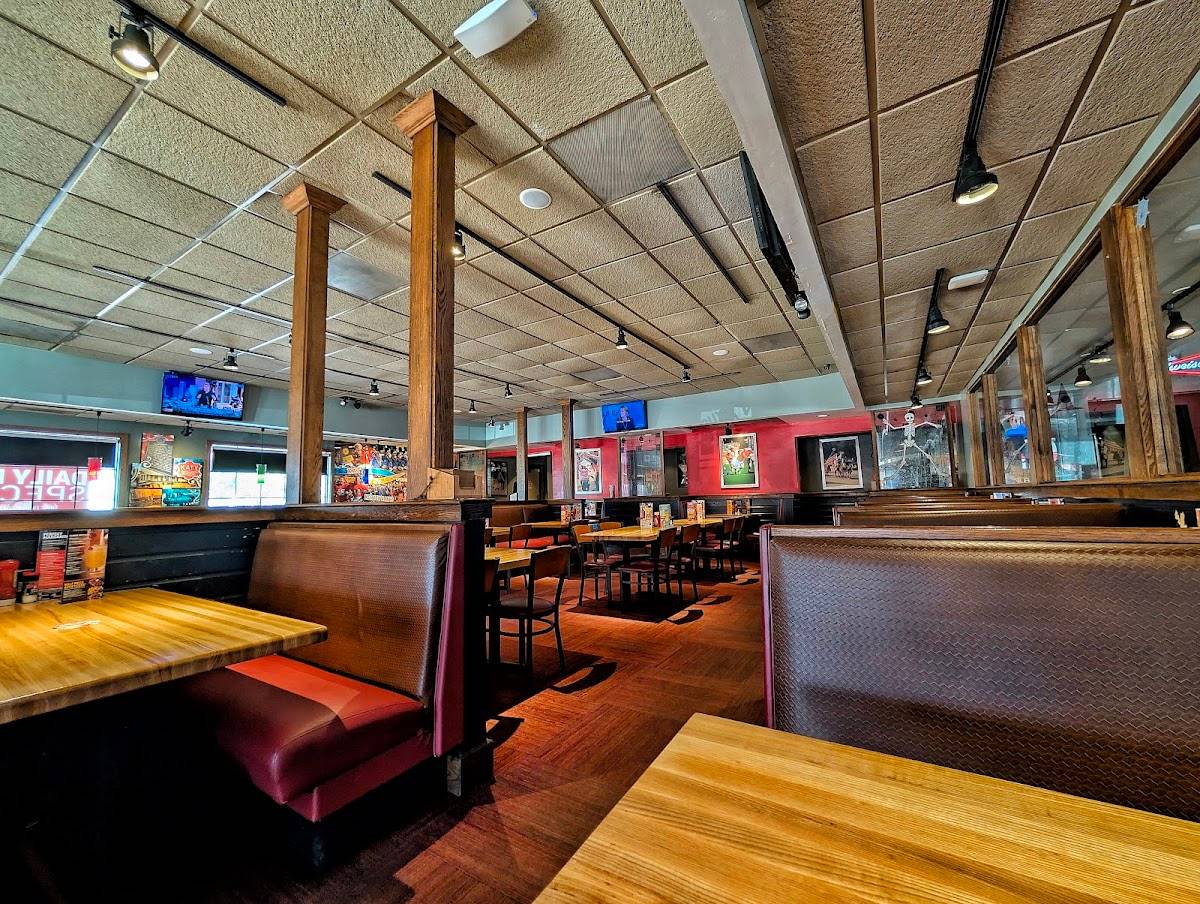 Applebee's Grill + Bar restaurant in Houston - photo 3