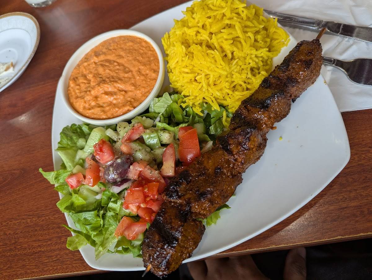 Hummus House restaurant in Hawthorne - photo 5