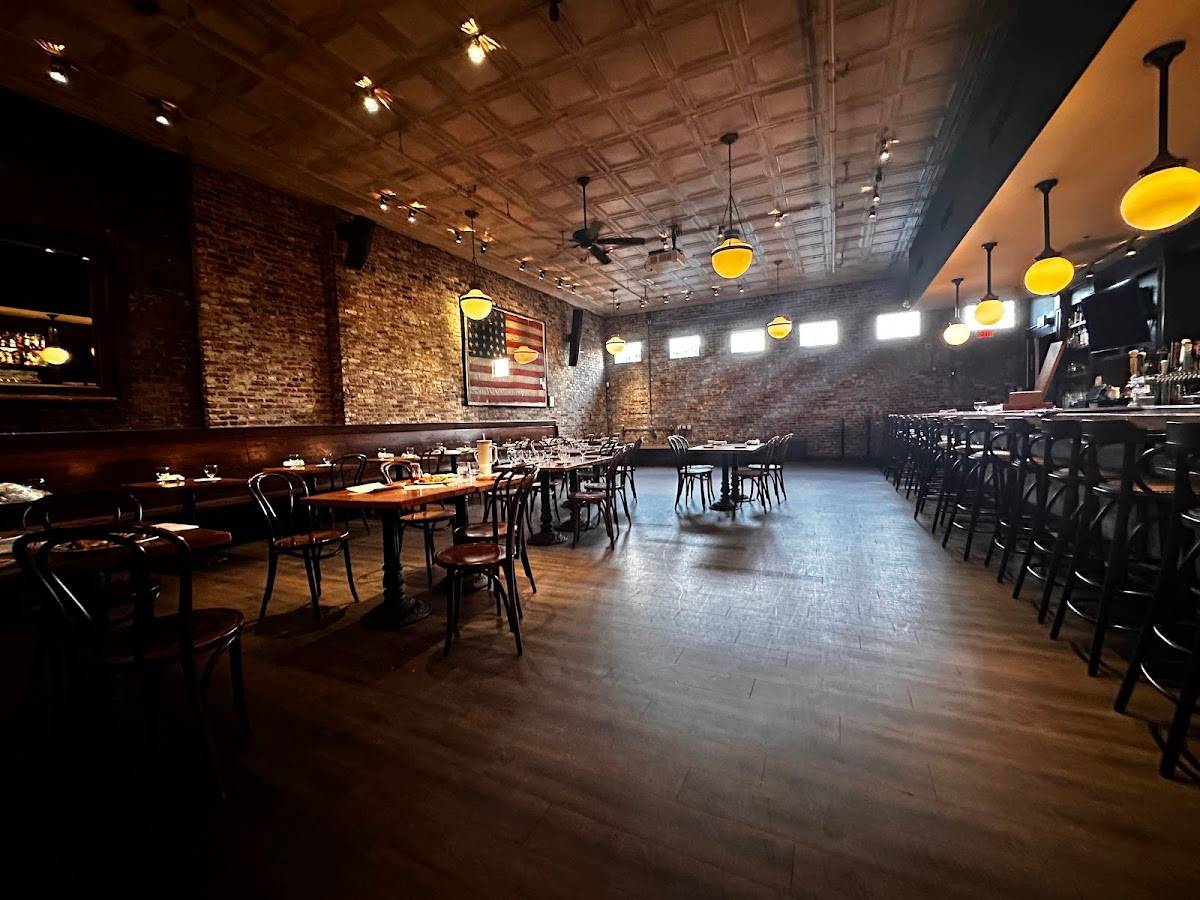 Lincoln Tavern & Restaurant restaurant in Boston - photo 3