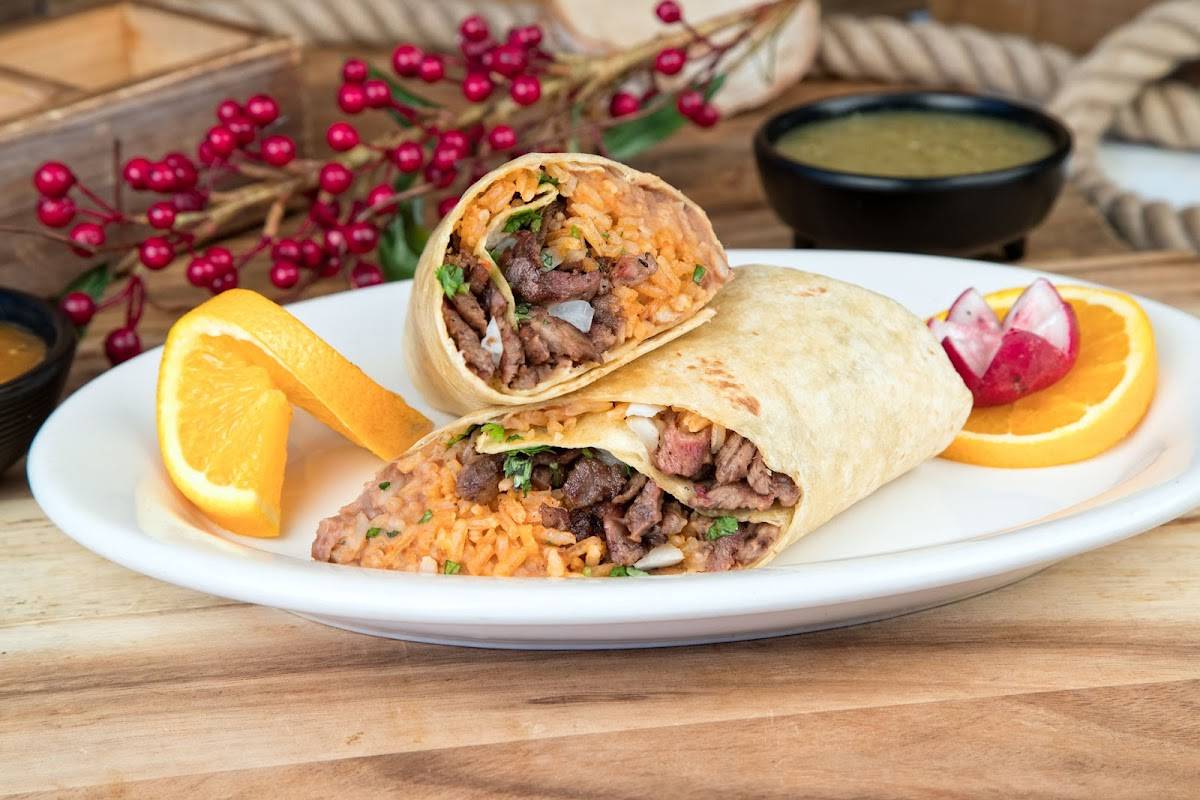 Mr. Fish & Mex Grill restaurant in Los Angeles - photo 4