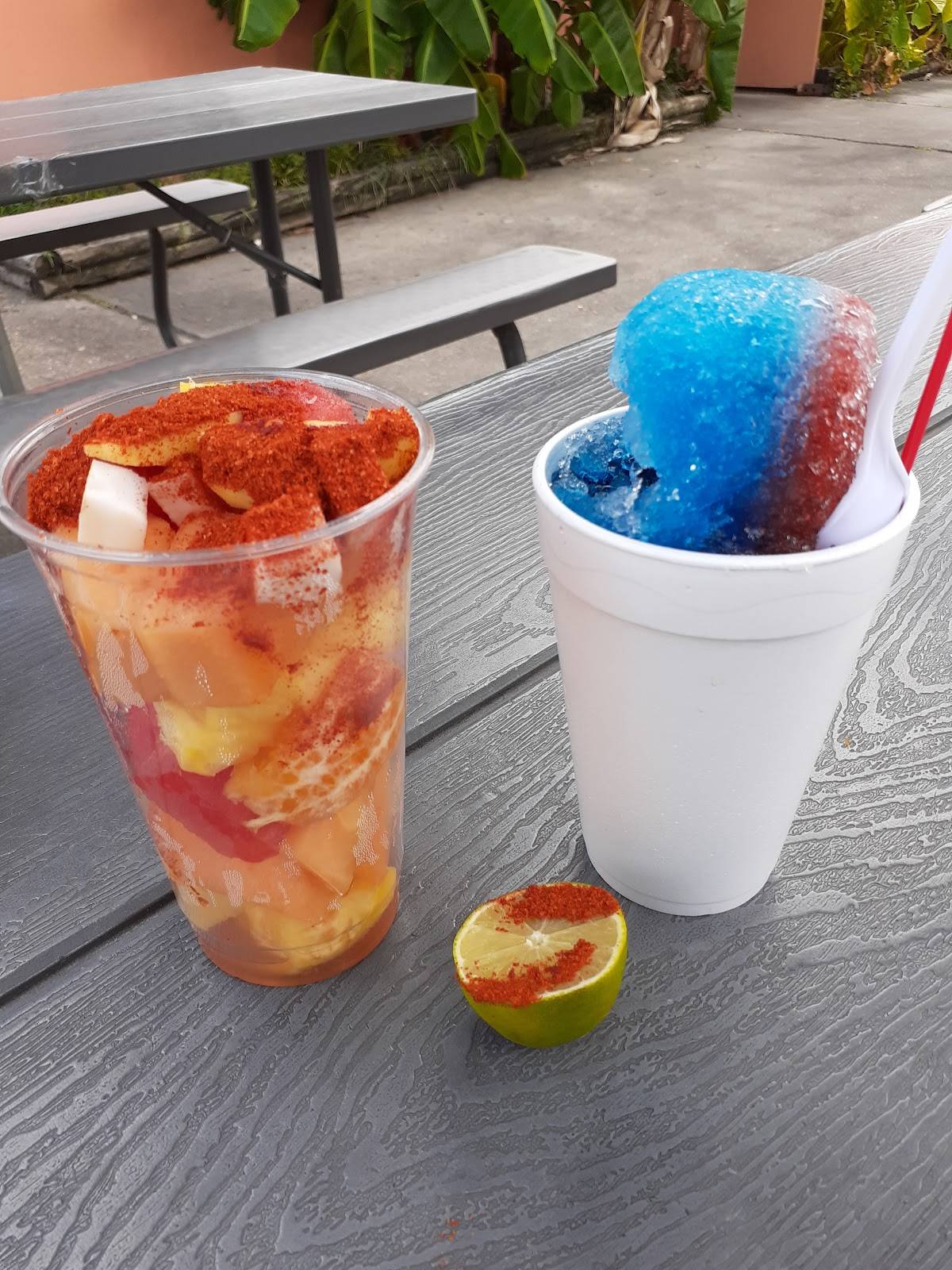 Tampico Refresqueria restaurant in Houston - photo 5