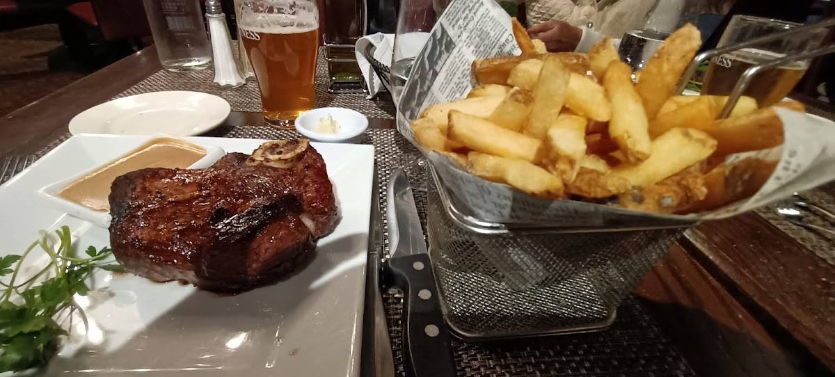 Old Homestead Steakhouse restaurant in New York - photo 3