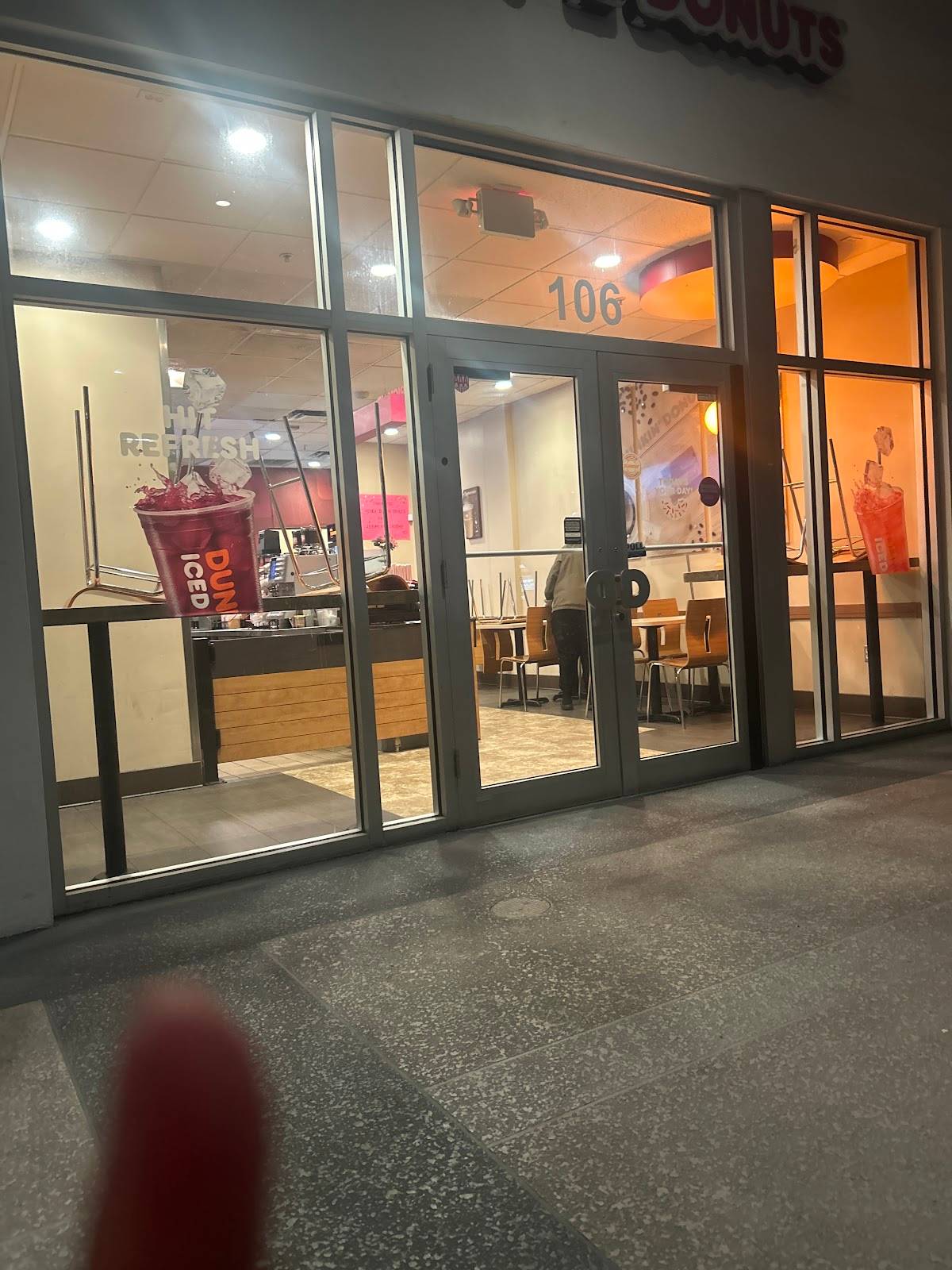 Dunkin' restaurant in Miami - photo 5