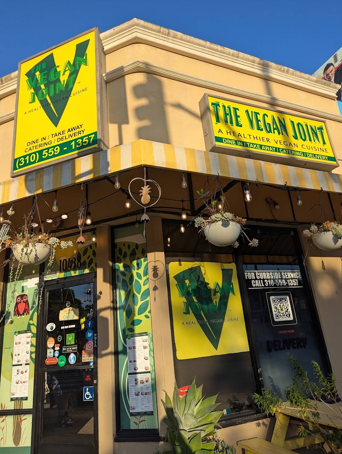 The Vegan Joint - West LA restaurant in Los Angeles - photo 4