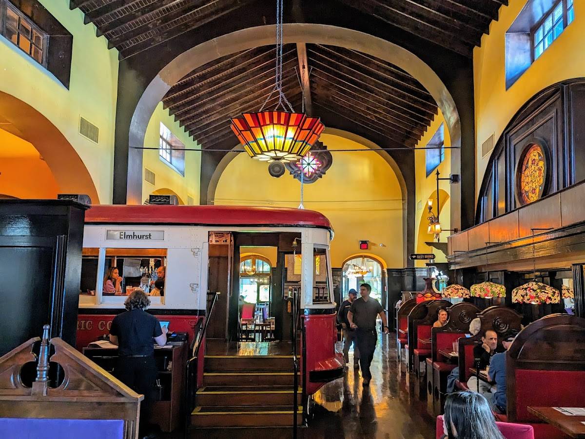 The Old Spaghetti Factory restaurant in Sacramento - photo 4