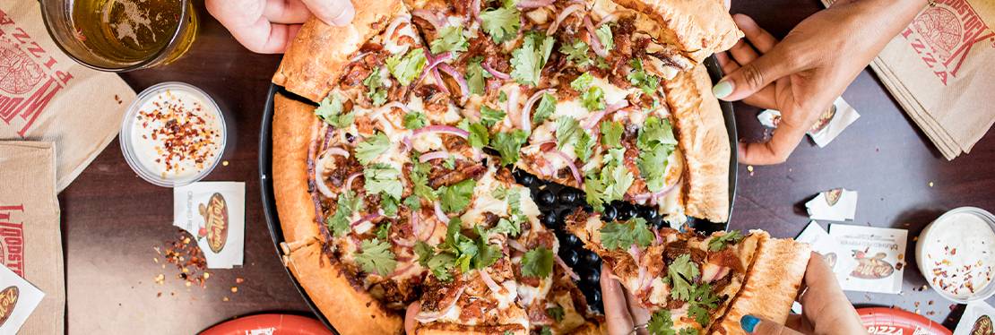 Woodstock's Pizza Davis restaurant in Davis - photo 3