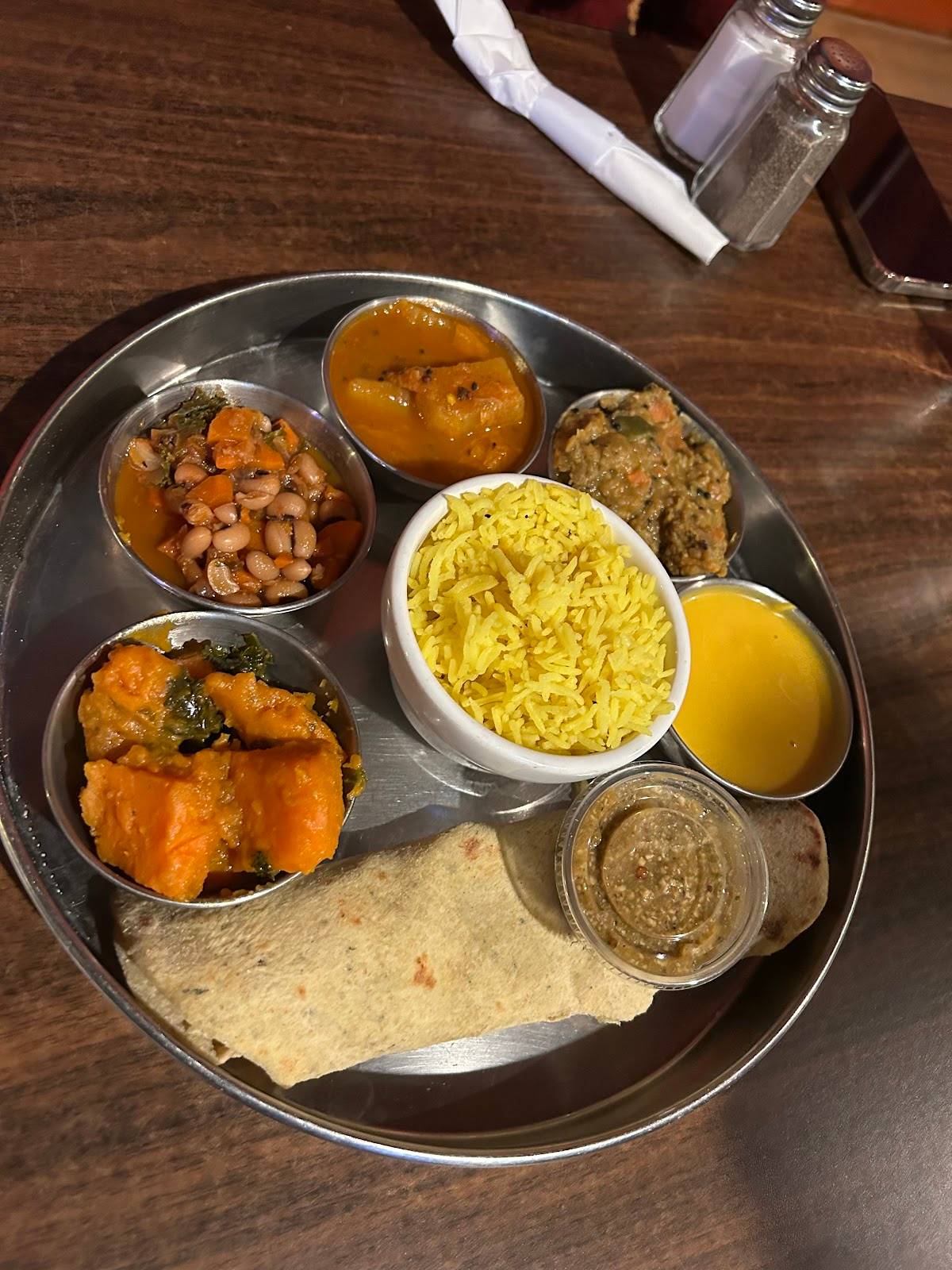 Annapurna’s World Vegetarian Café restaurant in Albuquerque - photo 5