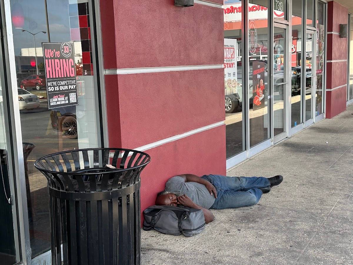 Jimmy John's restaurant in San Antonio - photo 3