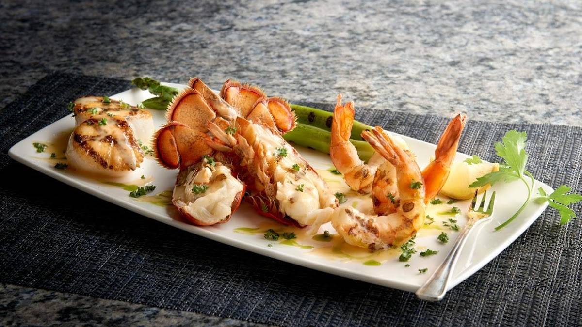 The Oceanaire Seafood Room restaurant in Houston - photo 2