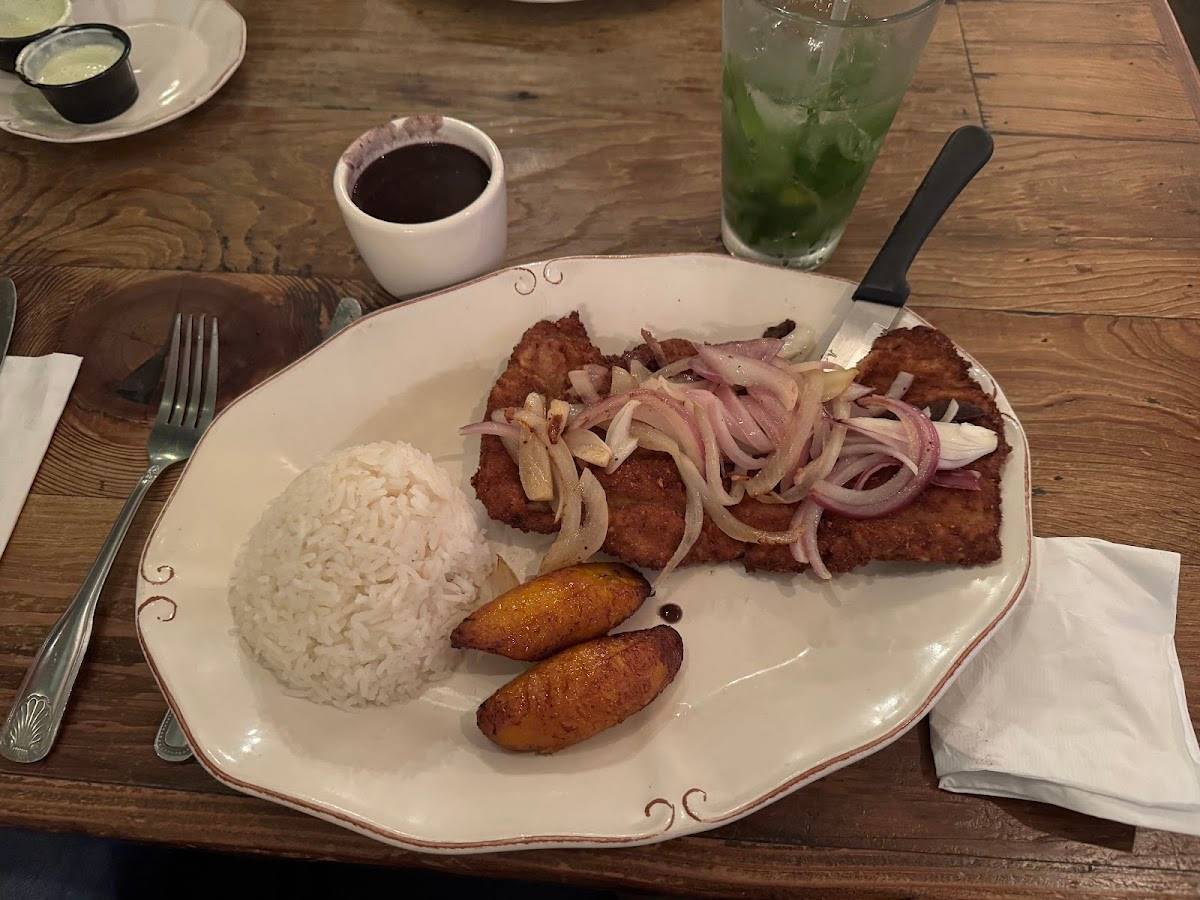 Havana Mania restaurant in Redondo Beach - photo 3