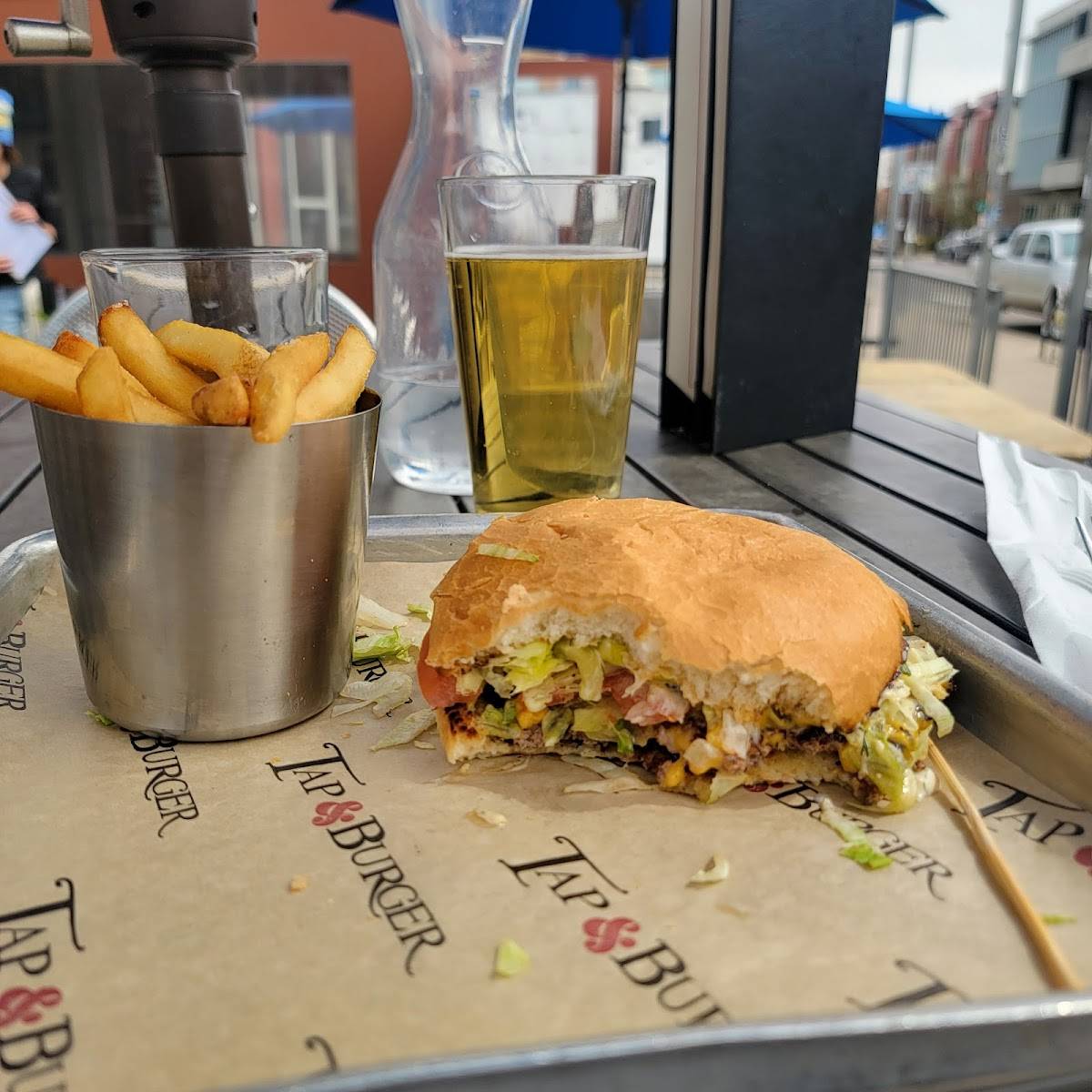 Highland Tap & Burger restaurant in Denver - photo 4