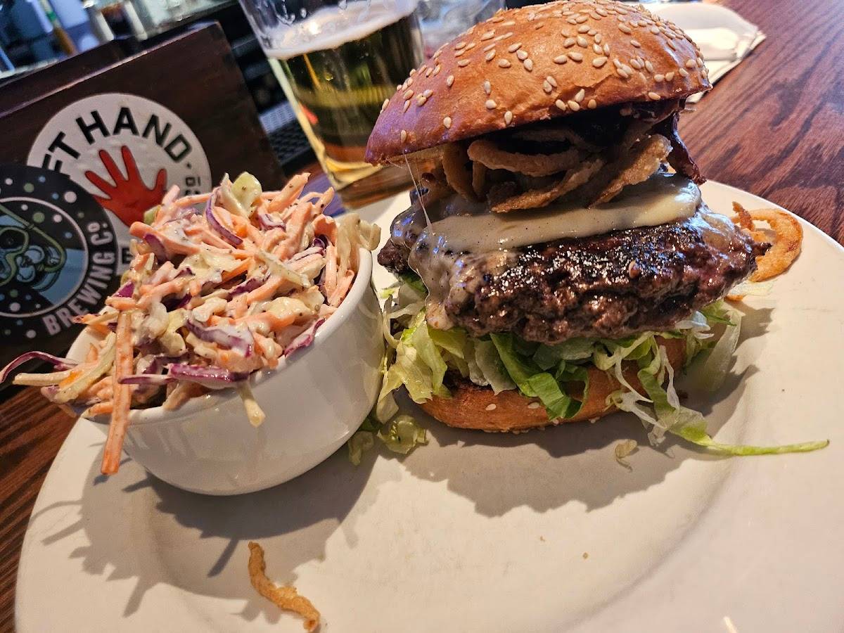 Highland Tap & Burger restaurant in Denver - photo 5