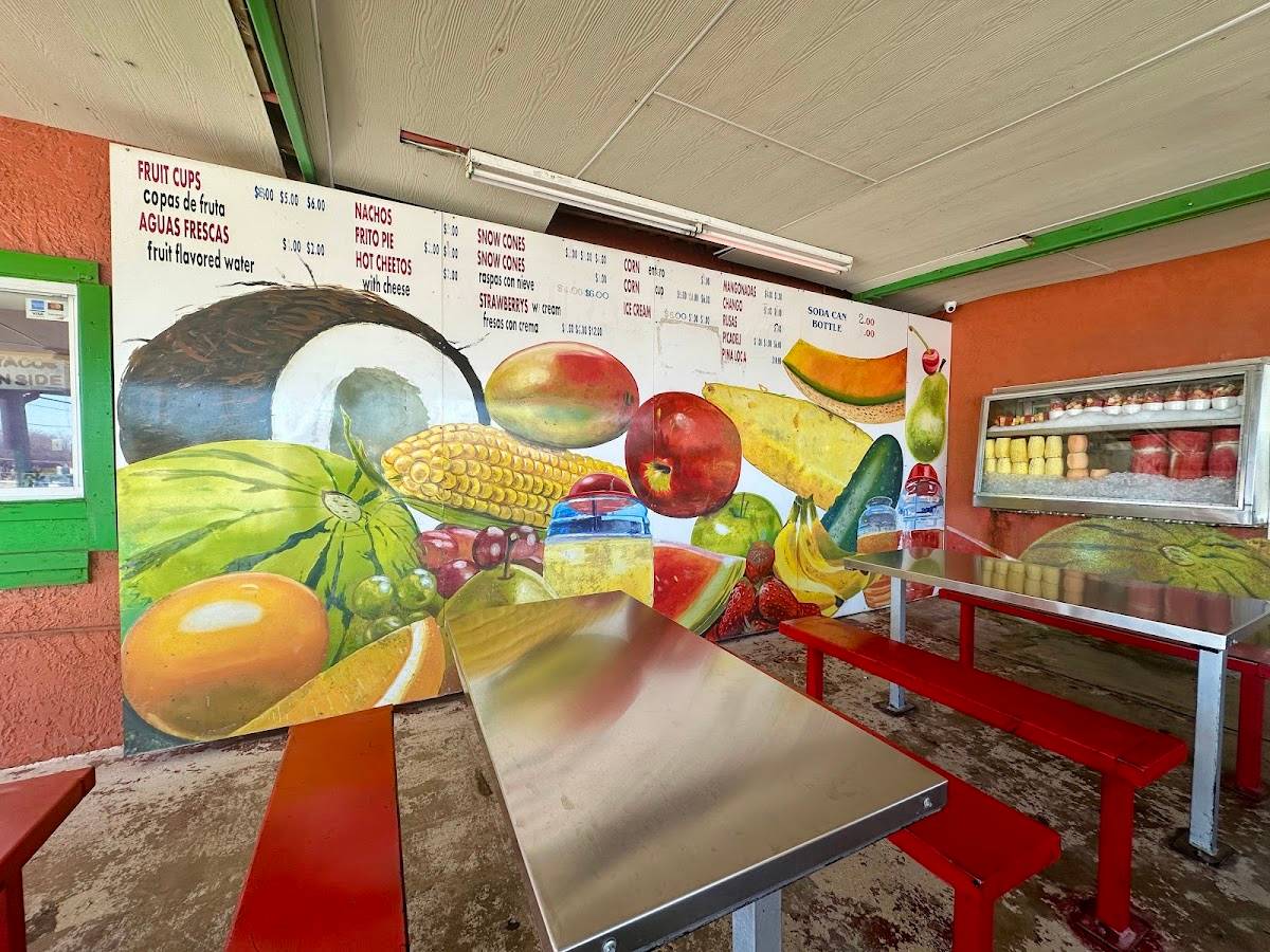 Fruteria La Mission restaurant in San Antonio - photo 3
