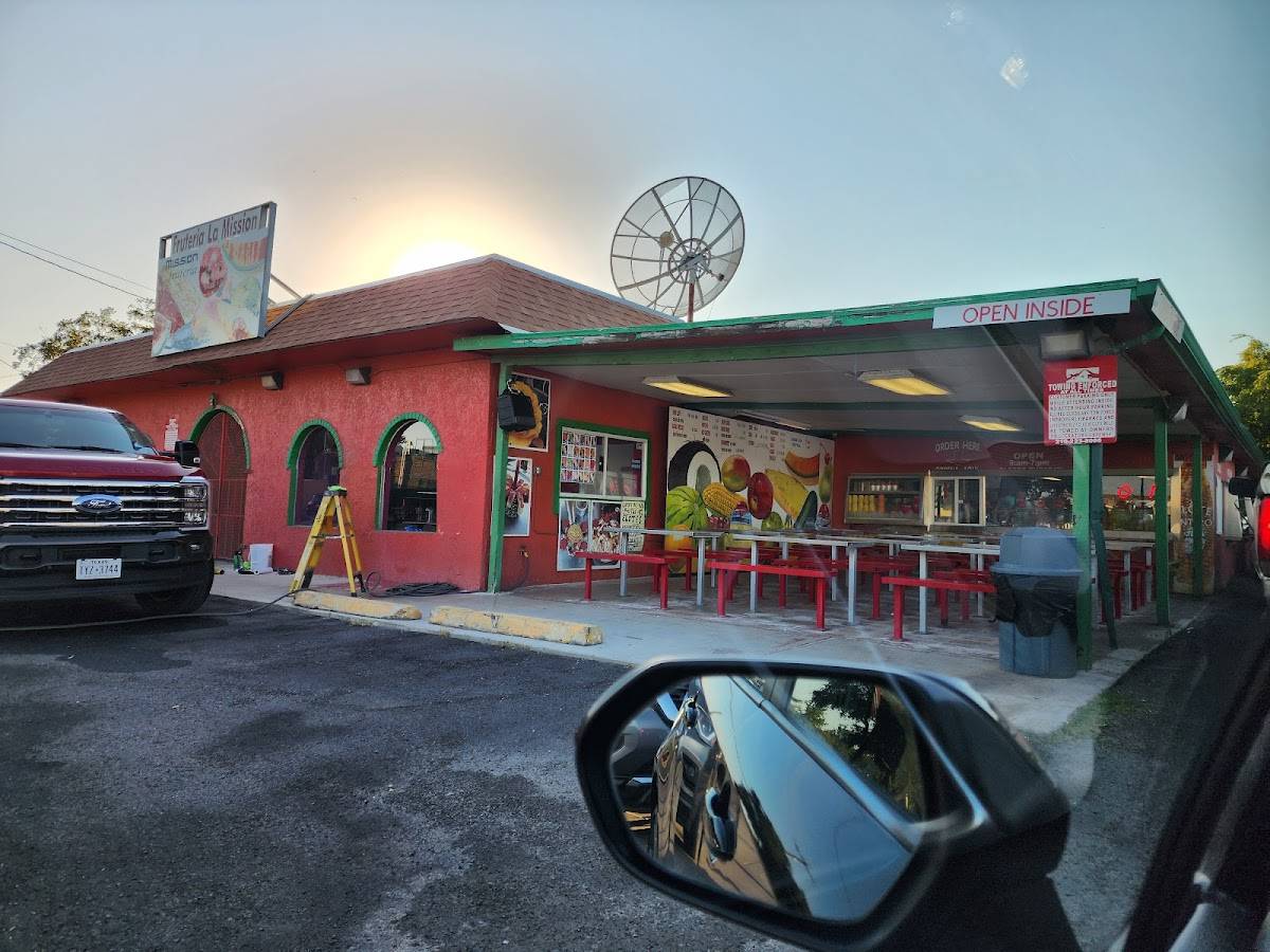Fruteria La Mission restaurant in San Antonio - photo 5