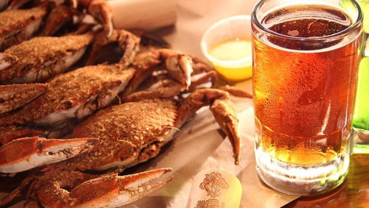 The Blue Crab Crabhouse restaurant in Jacksonville - photo 2