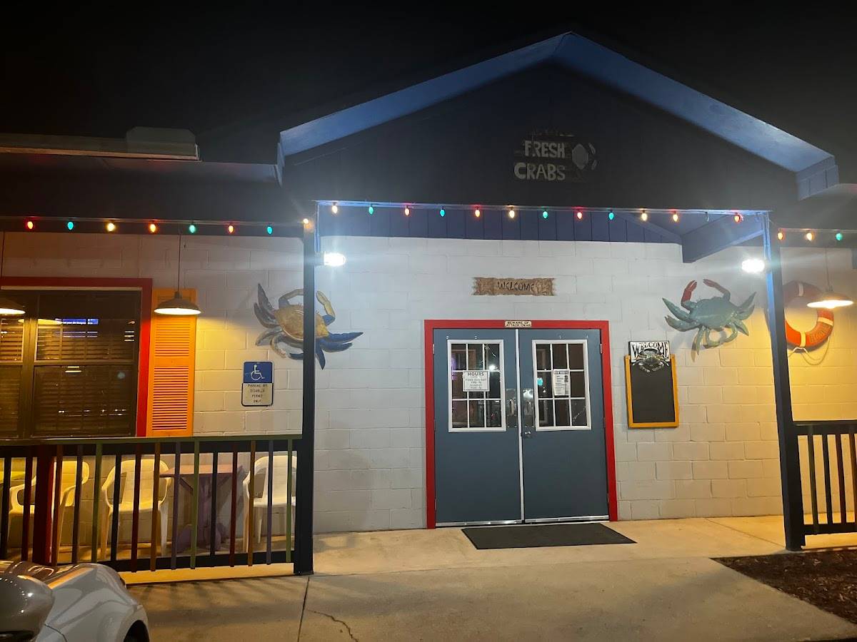 The Blue Crab Crabhouse restaurant in Jacksonville - photo 4
