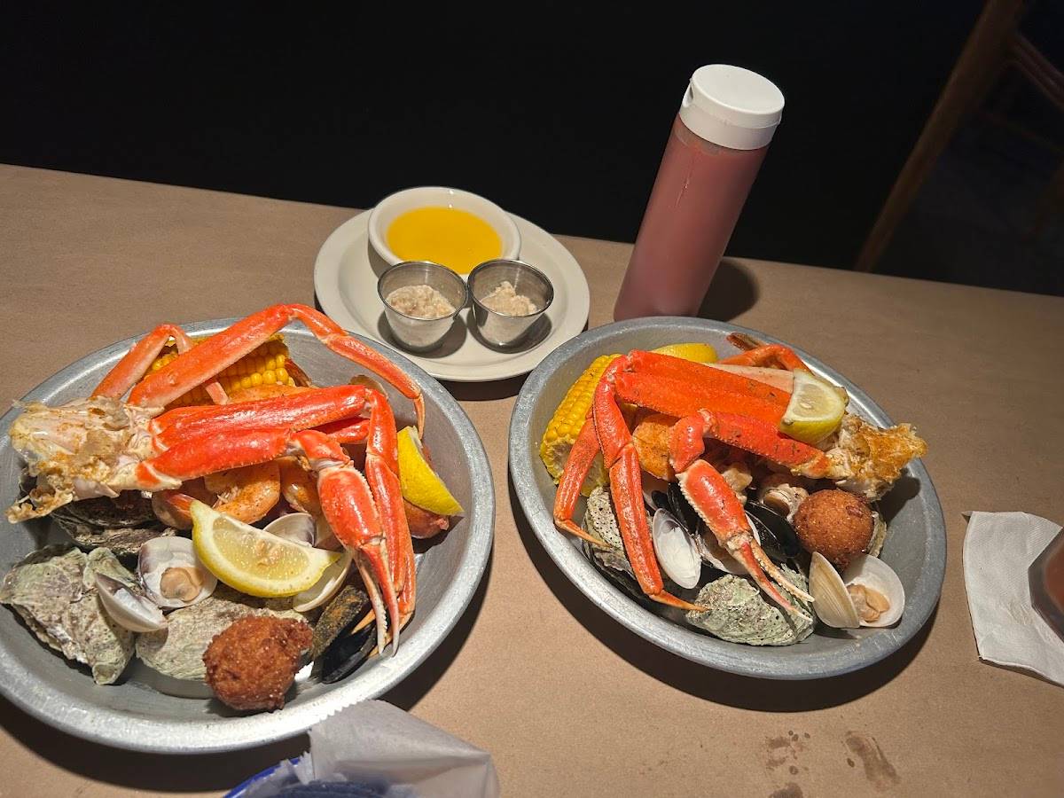 The Blue Crab Crabhouse restaurant in Jacksonville - photo 5