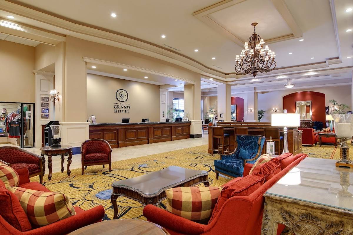 The Grand Hotel in Salem restaurant in Salem - photo 5