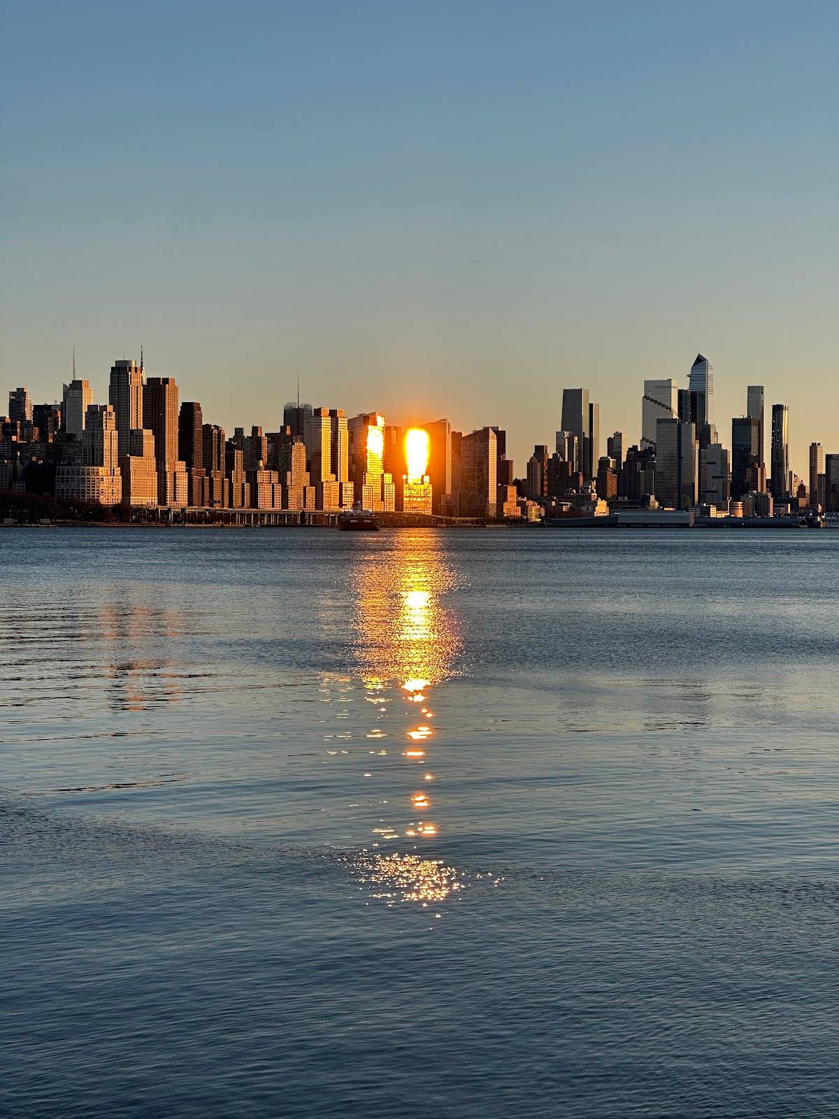 Pier 115 restaurant in Edgewater - photo 3