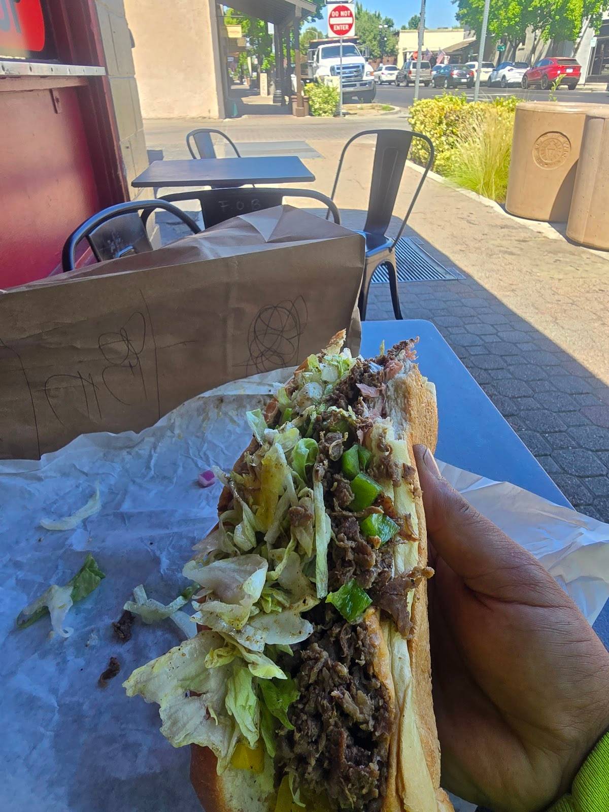 Full O Bull Sandwich Shop restaurant in Clovis - photo 2