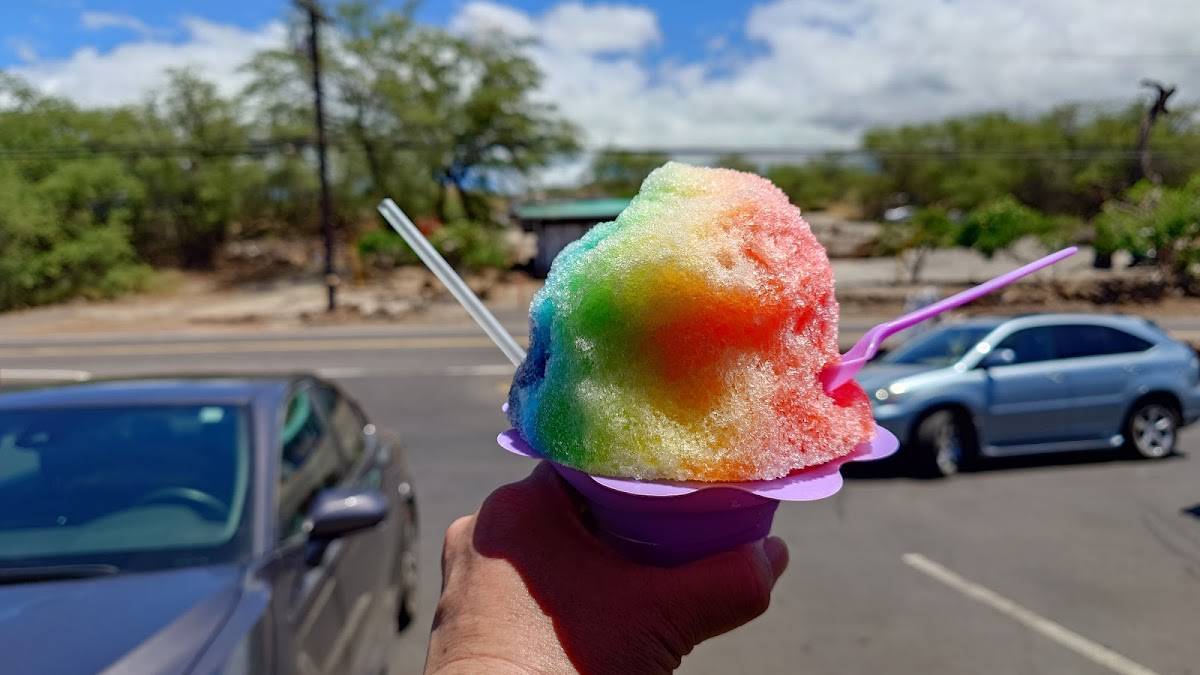 Anuenue Ice Cream & Shave Ice restaurant in Kamuela - photo 2