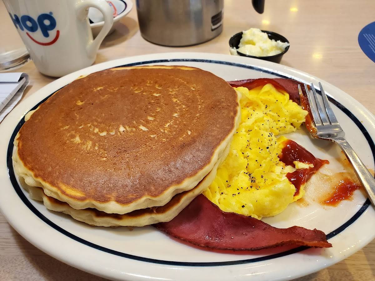 IHOP restaurant in San Diego - photo 4
