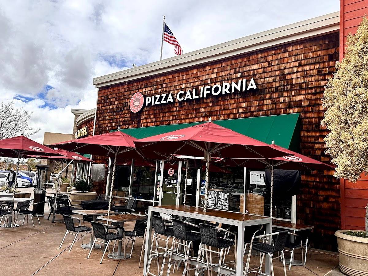 Pizza California restaurant in San Jose - photo 3