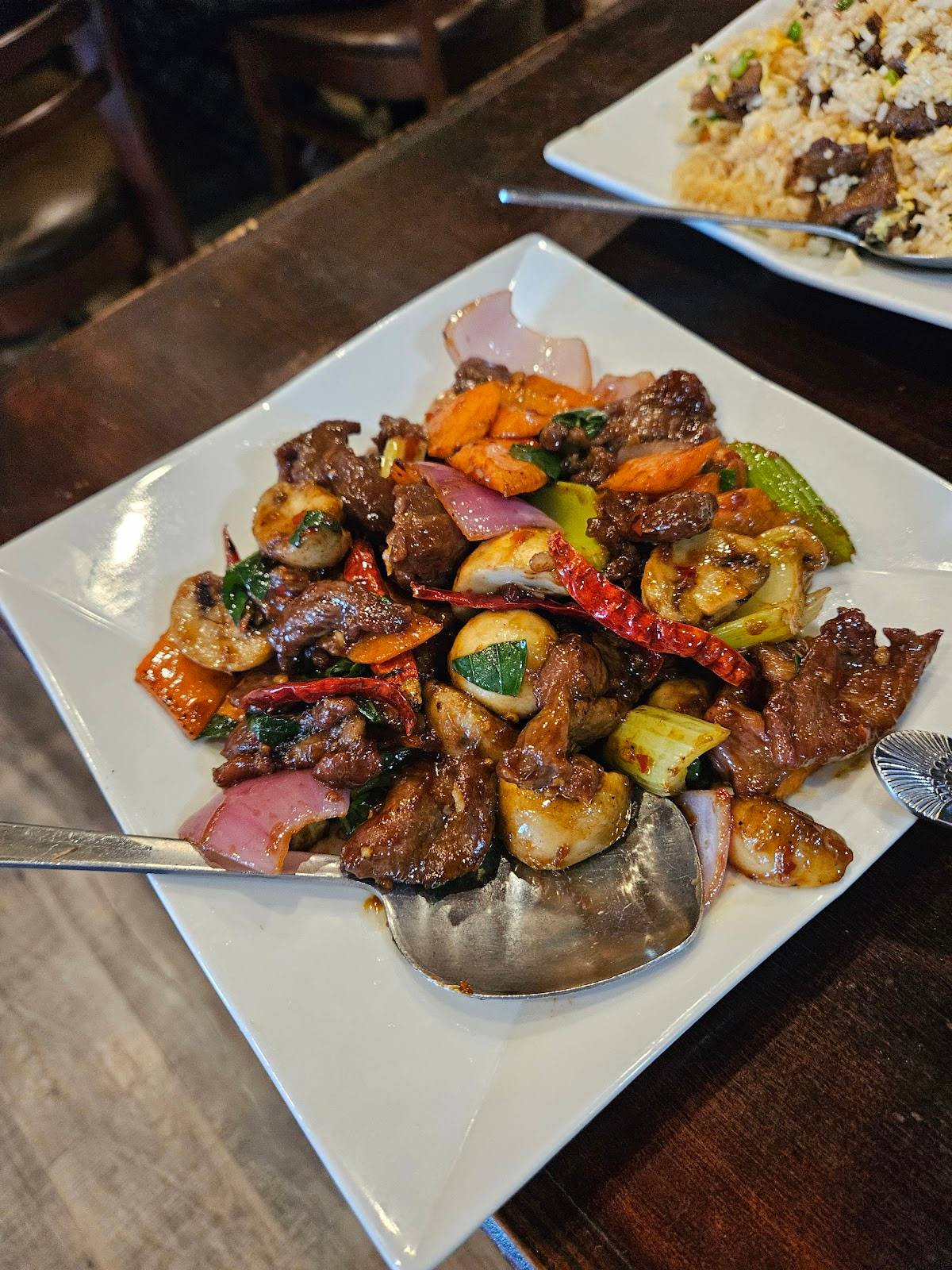 Jade Ly Asian Bistro restaurant in Sugar Land - photo 4