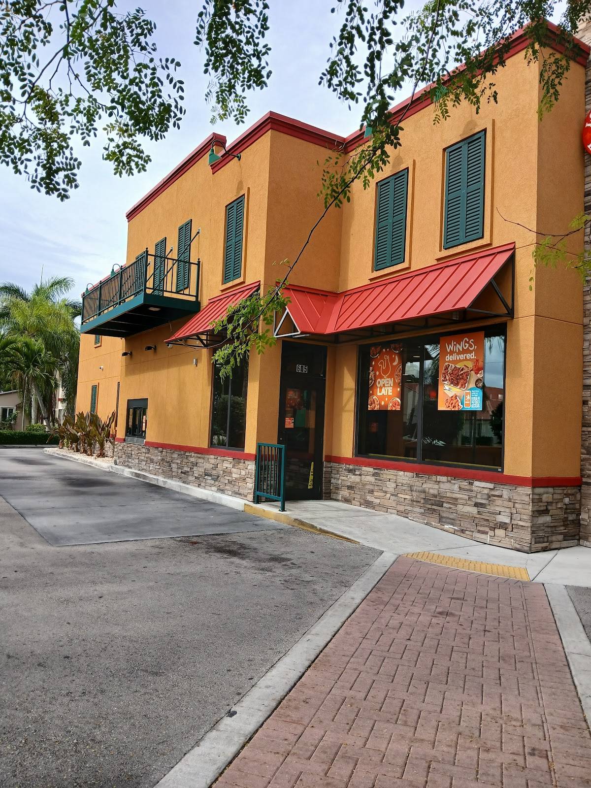 Popeyes Louisiana Kitchen restaurant in Homestead - photo 4