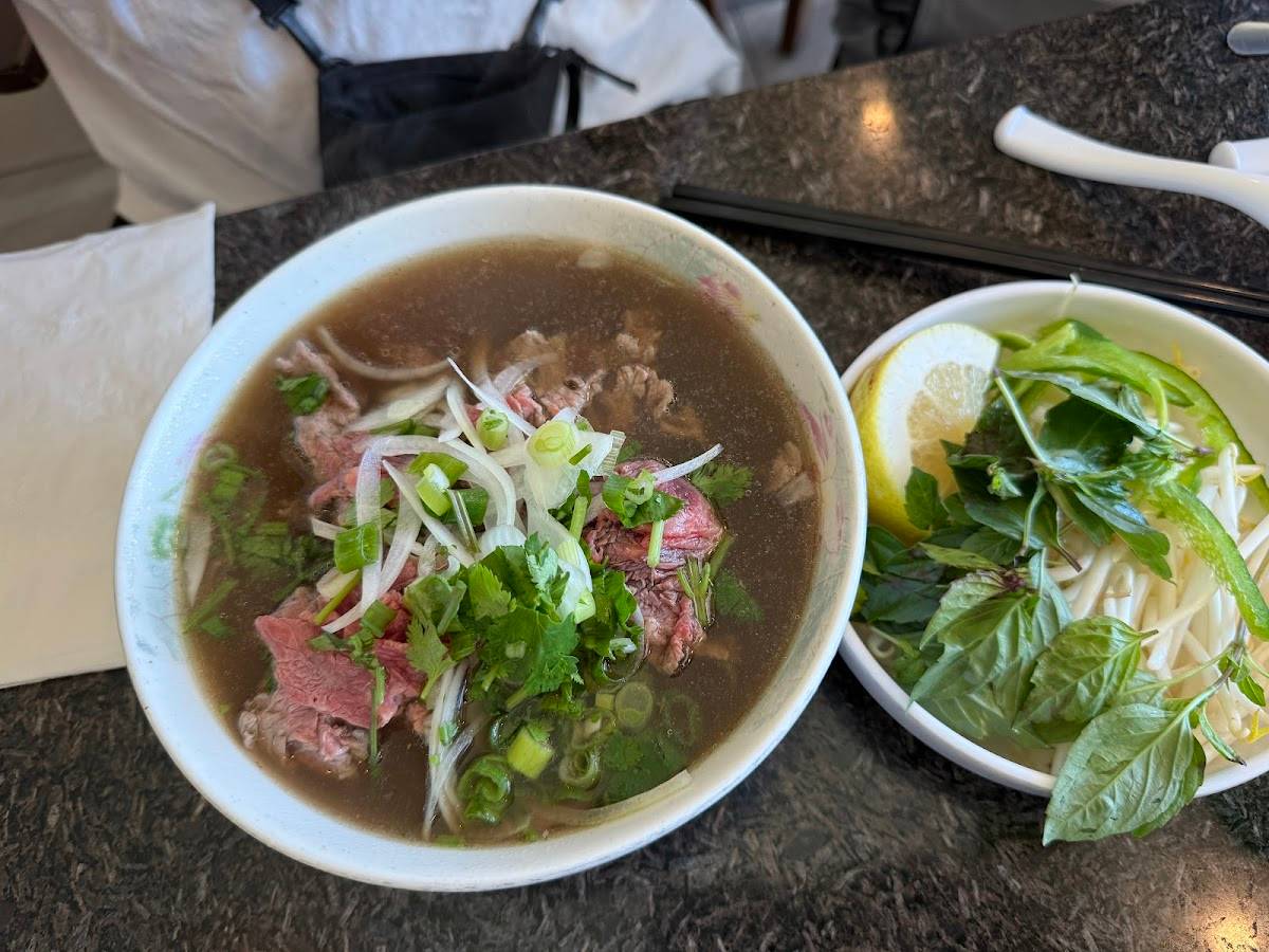 Pho Kim Long restaurant in San Jose - photo 3