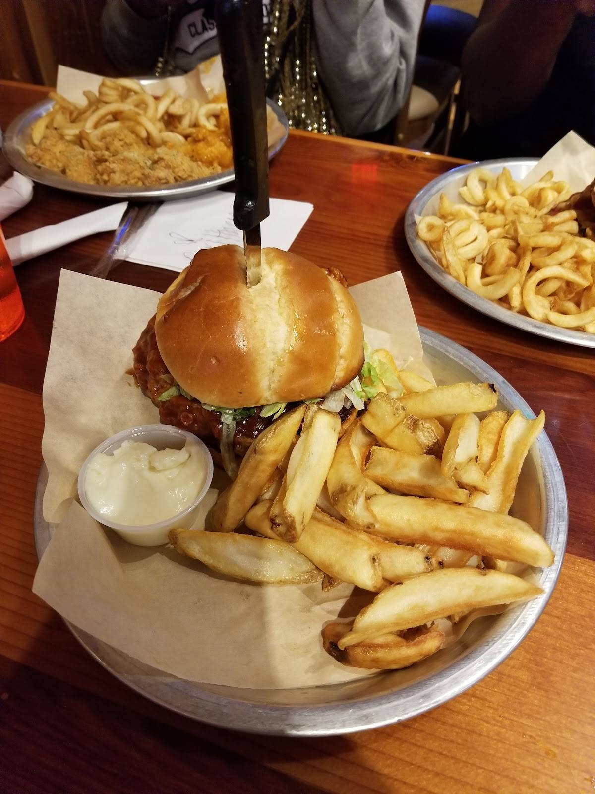 Hooters restaurant in Dallas - photo 5