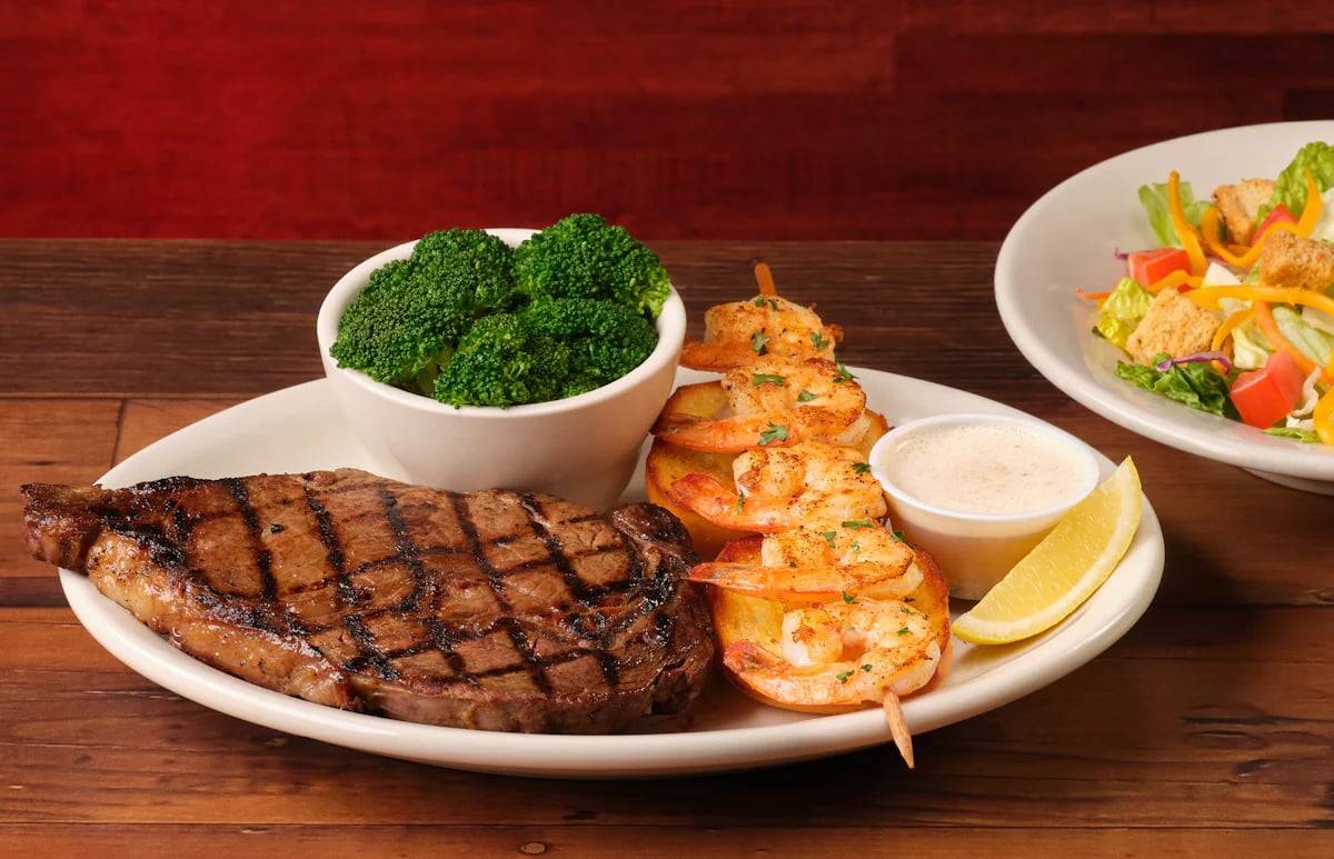 Texas Roadhouse restaurant in Colorado Springs - photo 4