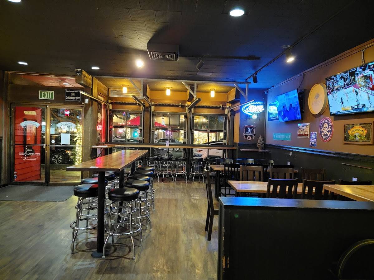 Magnolia Village Pub restaurant in Seattle - photo 5