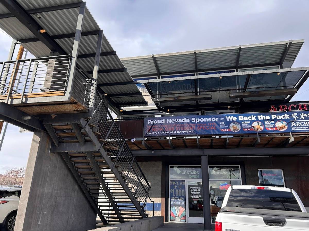 Archie's Giant Hamburgers & Breakfast restaurant in Reno - photo 5