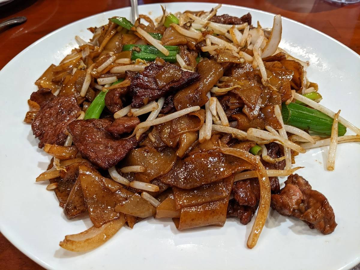 Bo Bo Garden Asian Cuisine restaurant in Doraville - photo 5