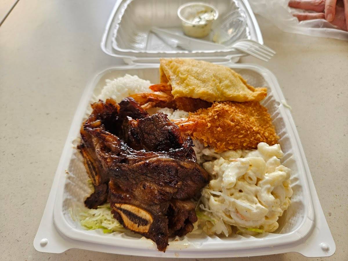 L&L Hawaiian Barbecue (Kapolei Marketplace)