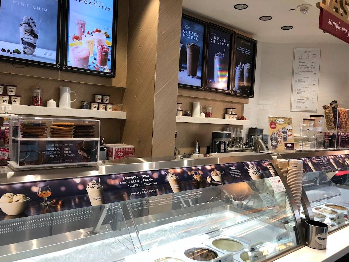 Häagen-Dazs restaurant in Garden City - photo 5