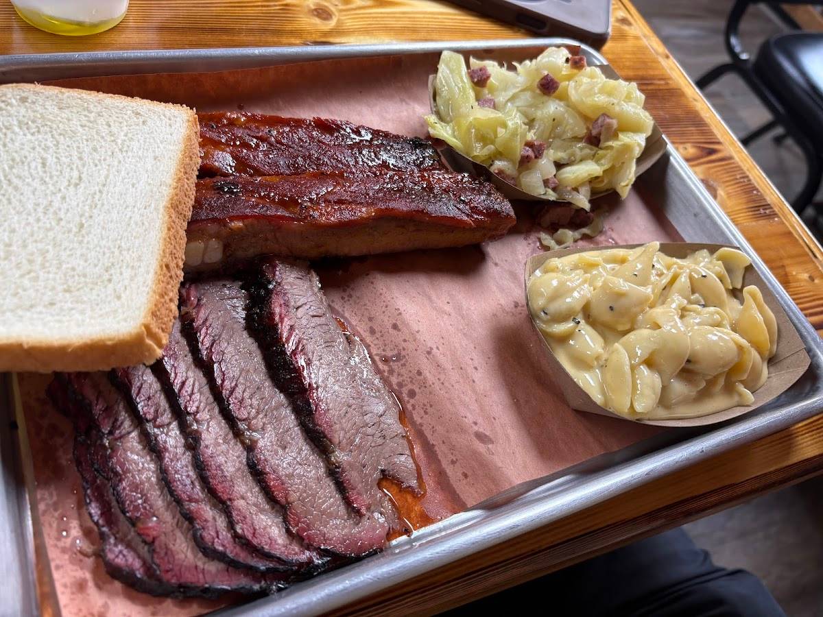 Big Bertha's BBQ and Catering restaurant in Houston - photo 3