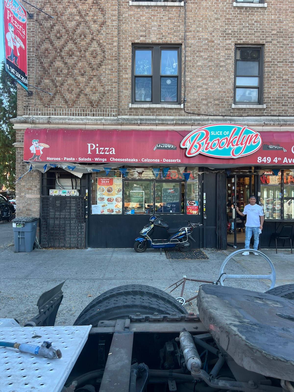 Slice of Brooklyn restaurant in Brooklyn - photo 3