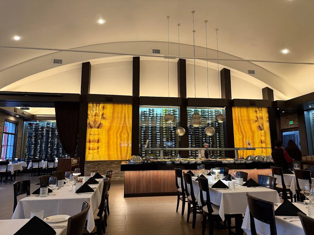 M Grill Brazilian Churrascaria restaurant in Los Angeles - photo 2