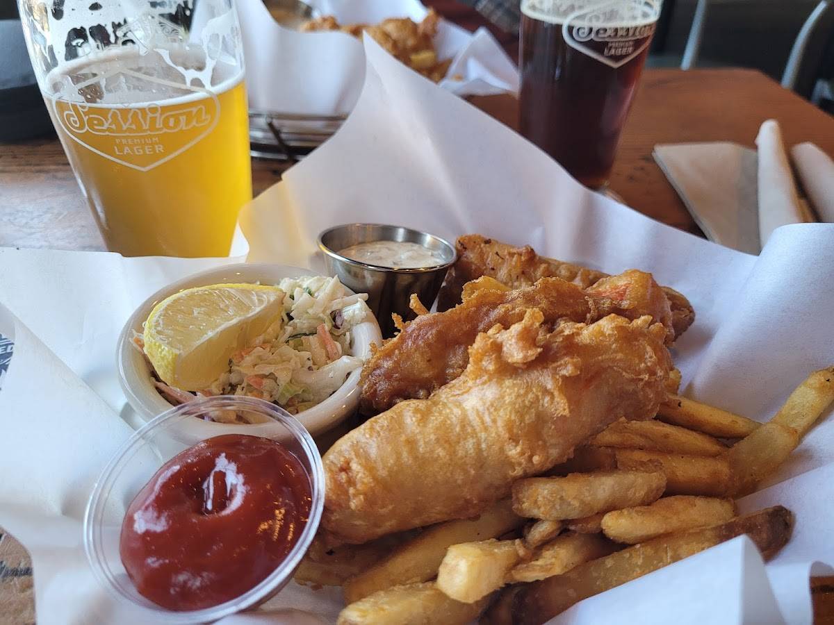 Full Sail Brewing Company restaurant in Hood River - photo 3