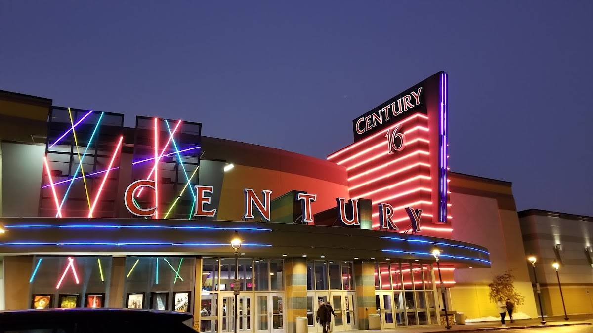 Cinemark Century Anchorage 16 and XD restaurant in Anchorage - photo 2