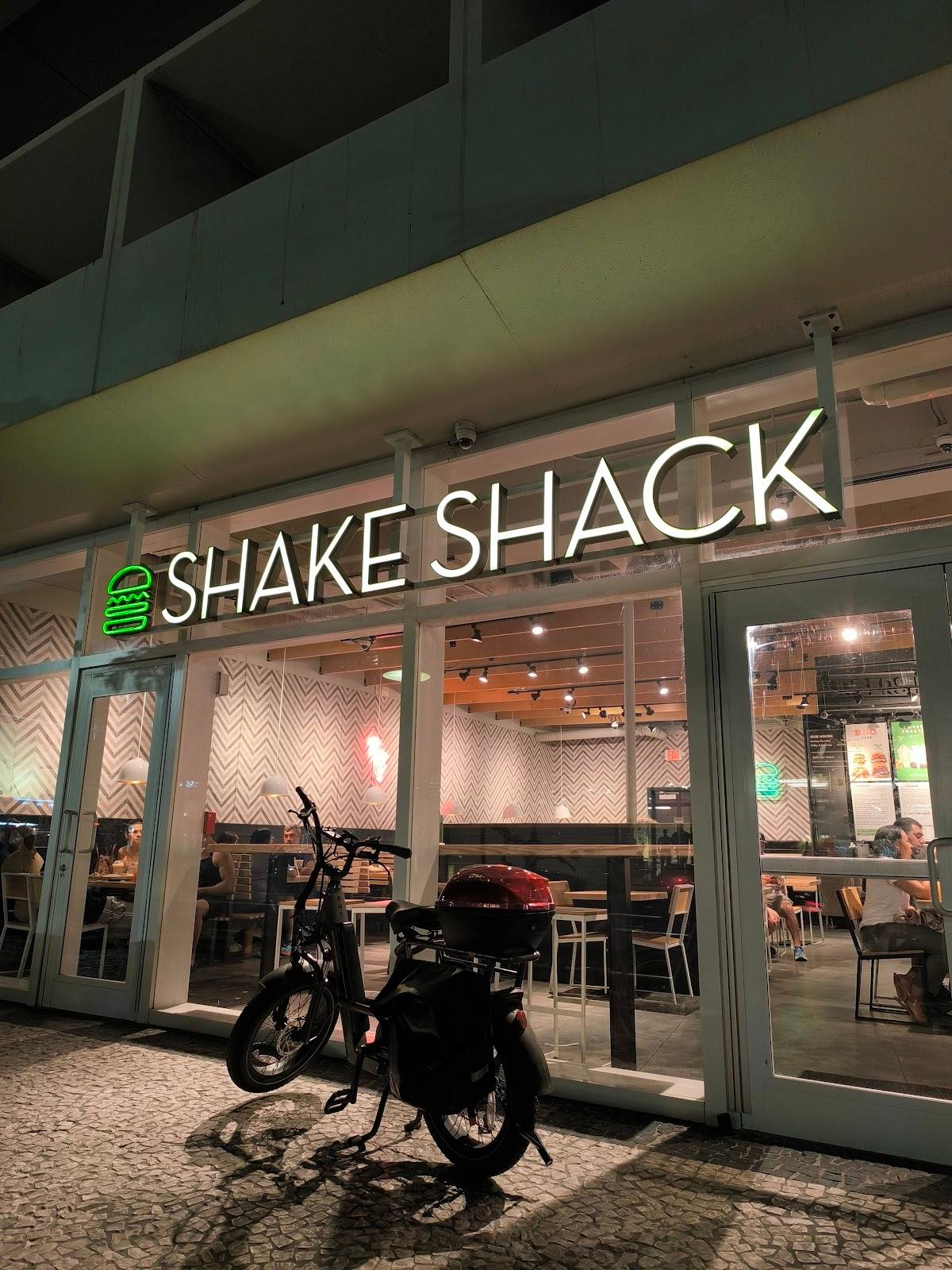 Shake Shack South Beach Miami restaurant in Miami Beach - photo 5