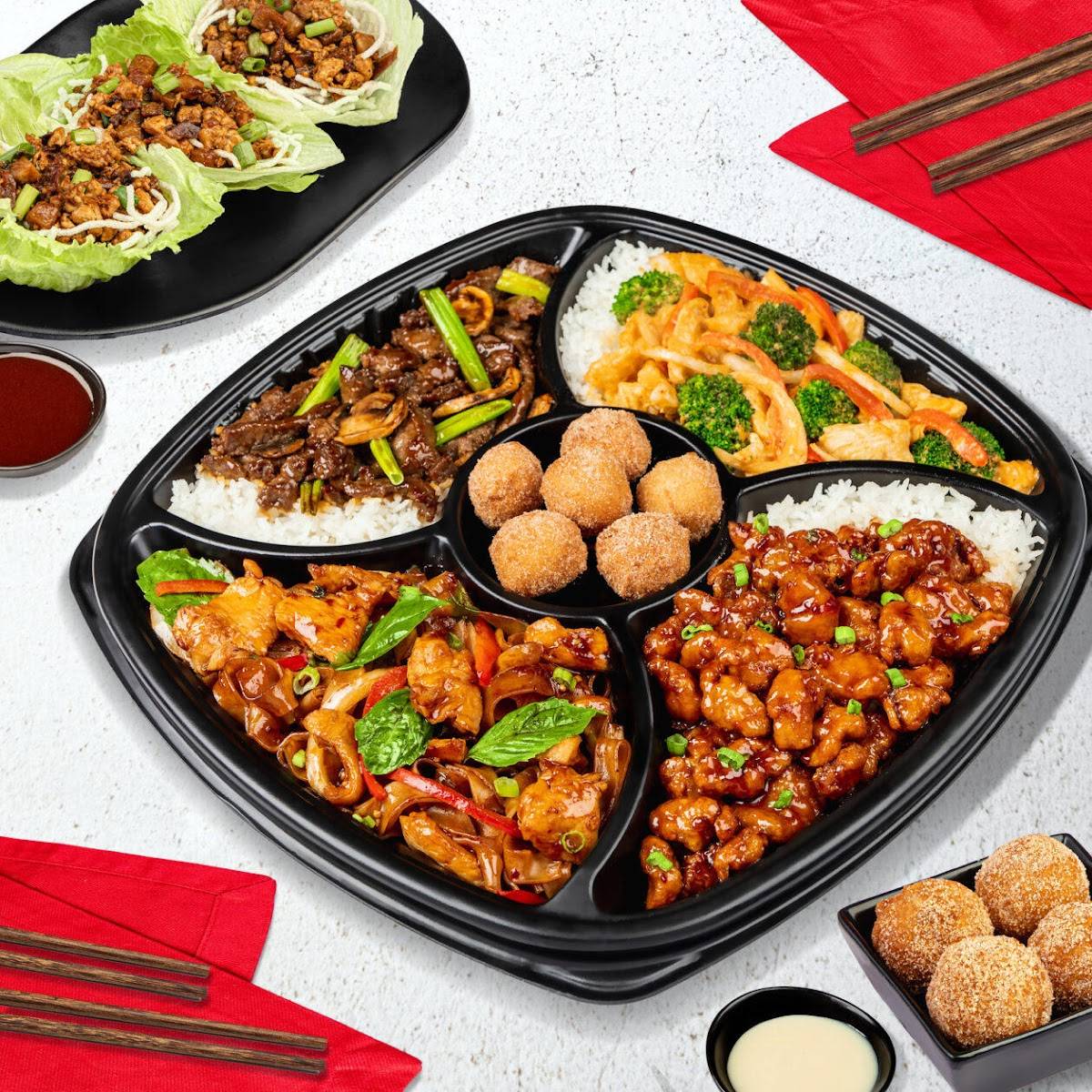 Pei Wei Asian Kitchen restaurant in Tucson - photo 2