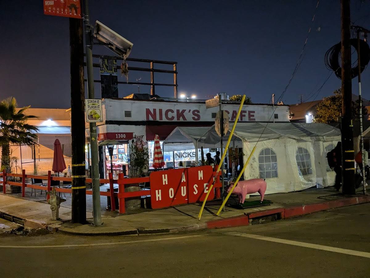 Nick's Cafe
