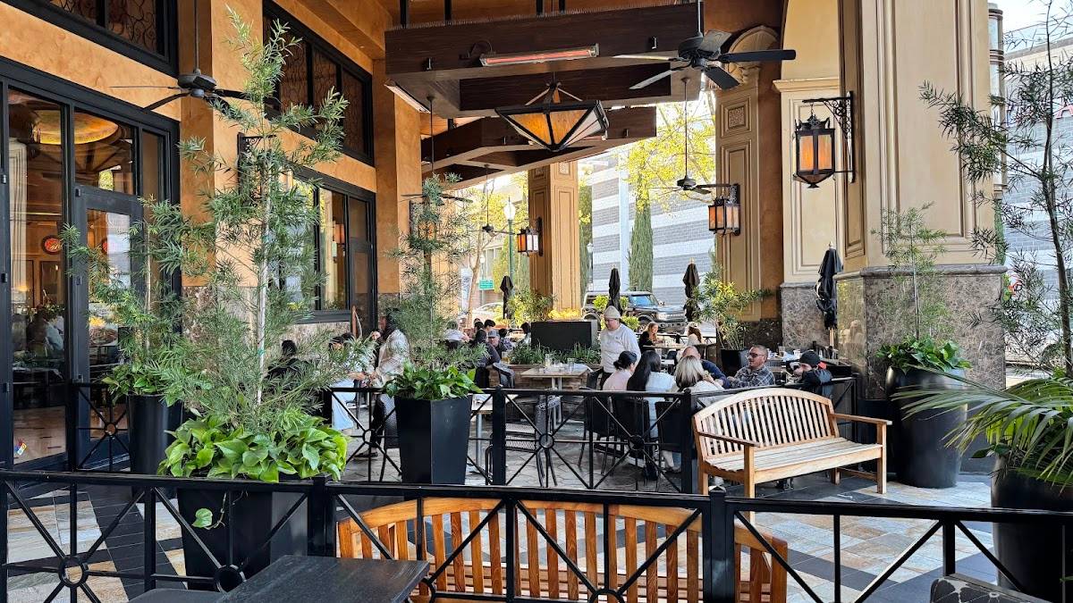The Cheesecake Factory restaurant in Walnut Creek - photo 5